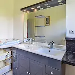 Prázdninový dům 4 Bedroom Gorgeous In Montchamp (Calvados)