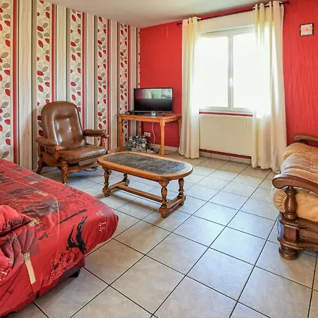 Cozy In Montchamp (Calvados)